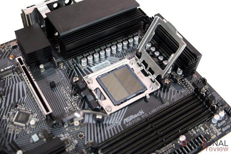 ASRock X670E PG Lightning Review en Español Análisis completo