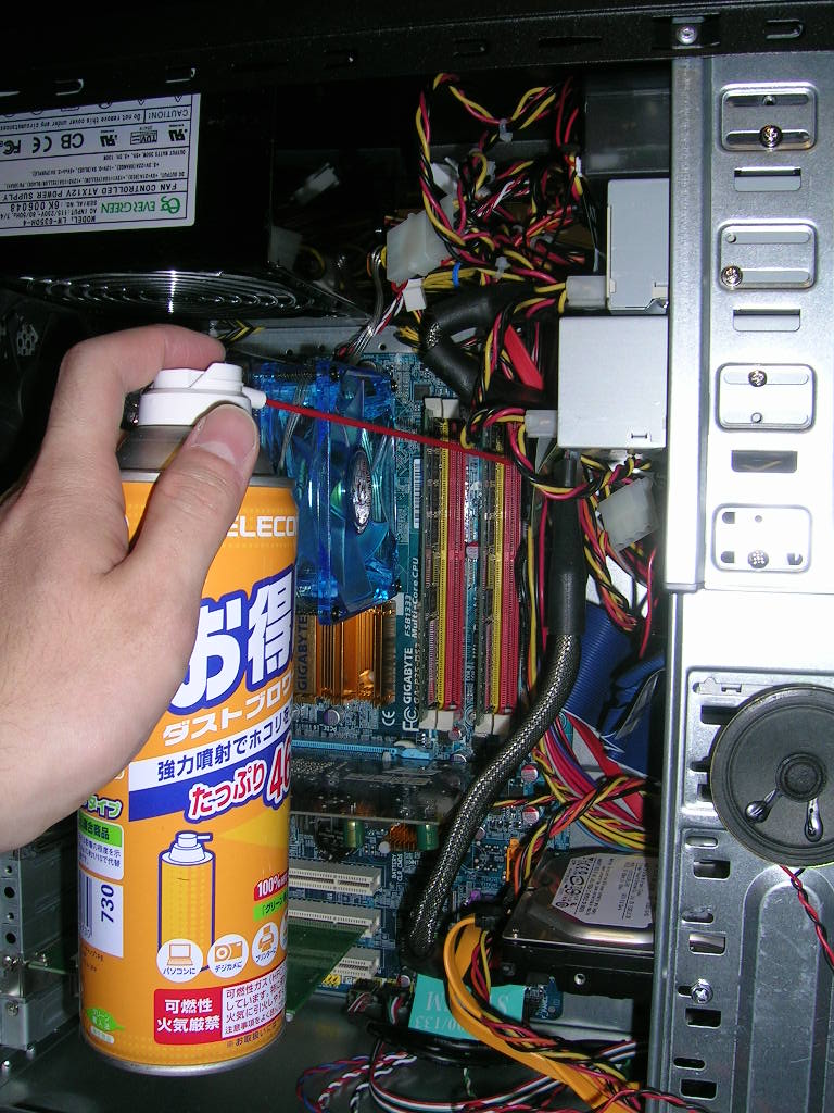 Compresores de aire para PC ¿son buenos para limpiar el ordenador?