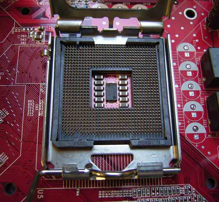 Tipos de socket en placa base: todos los usados por Intel y AMD ⭐️ ⭐️