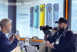 entrevista con los medios doogee mwc